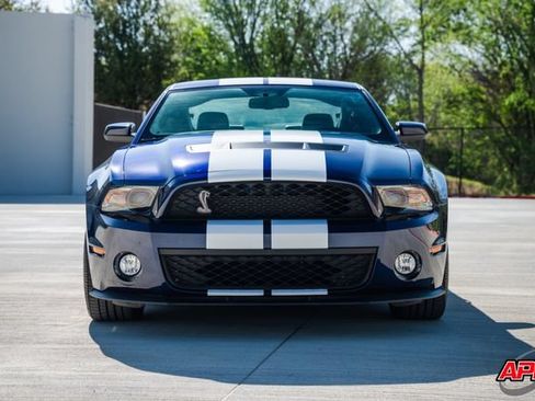 Used 2010 Ford Mustang Shelby GT500 RWD image 15