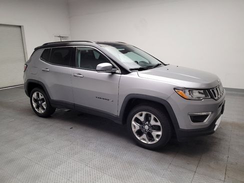Used 2018 Jeep Compass Limited w/ Navigation Group AWD/4WD image 11