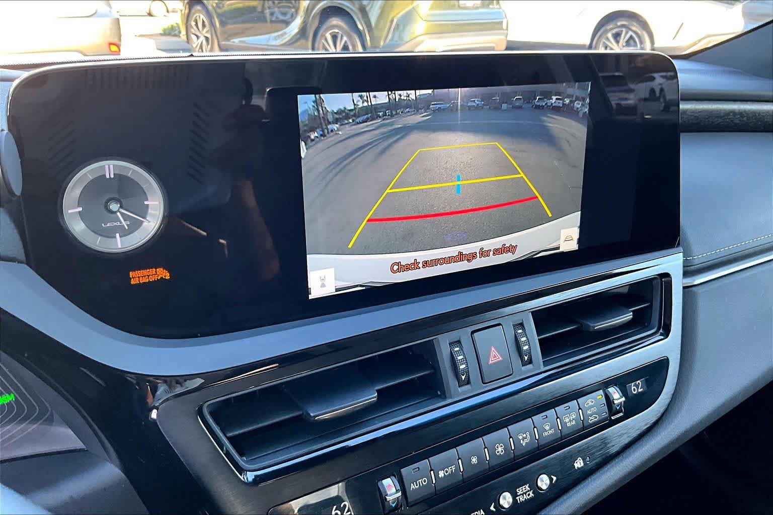 Used 2024 Lexus ES 350 w/ Premium Package FWD image 25