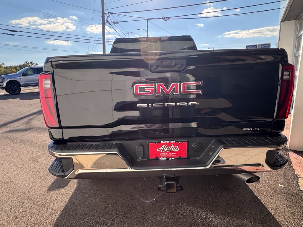 Used 2026 GMC Sierra 2500 SLT w/ SLT Convenience Package AWD/4WD image 4
