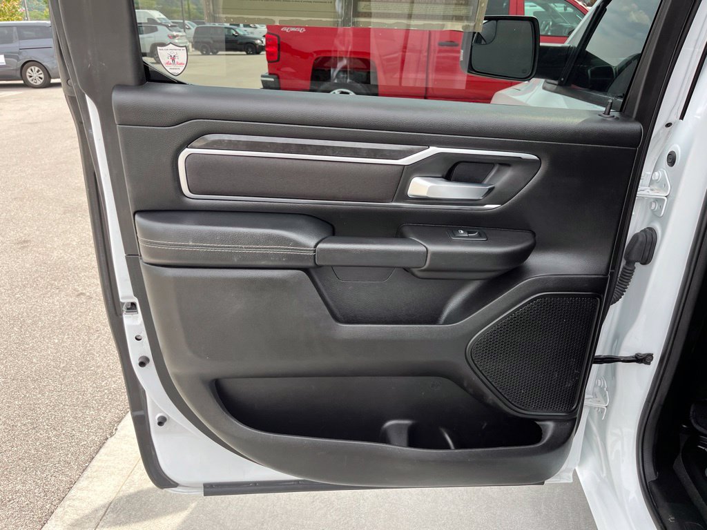 Used 2024 RAM 1500 Big Horn RWD image 17