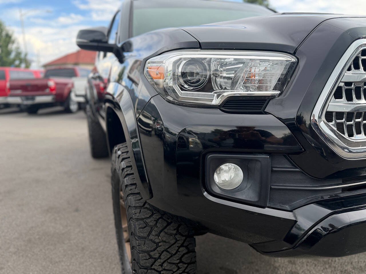Used 2017 Toyota Tacoma TRD Sport w/ Tow Package AWD/4WD image 88