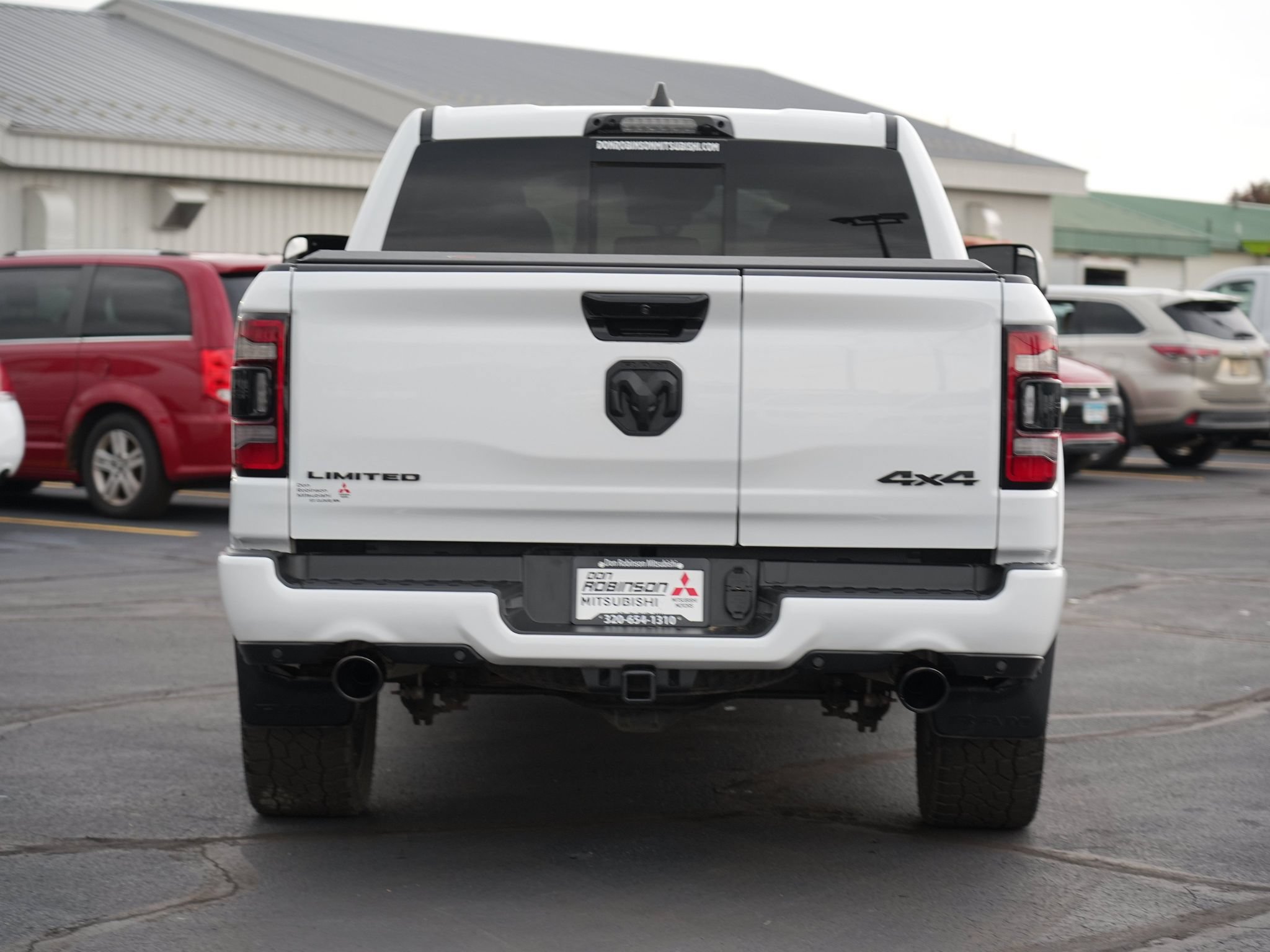 Used 2024 RAM 1500 Limited AWD/4WD image 4