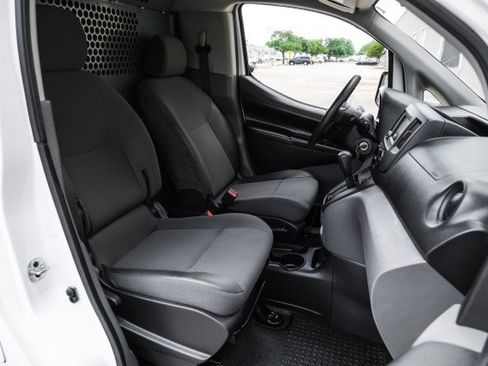 Used 2020 Nissan NV200 S image 29