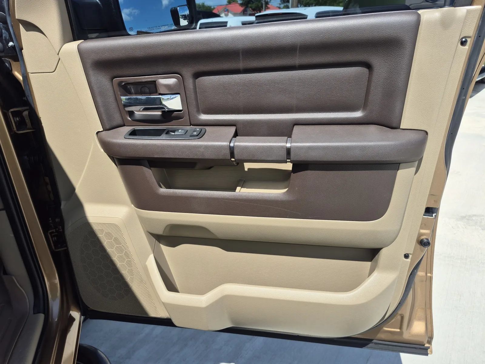 Used 2012 RAM 1500 Classic SLT RWD image 18