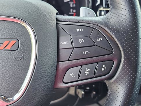 Used 2025 Dodge Durango GT AWD/4WD image 23