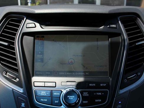 Used 2015 Hyundai Santa Fe Limited w/ Option Group 04 AWD/4WD image 21
