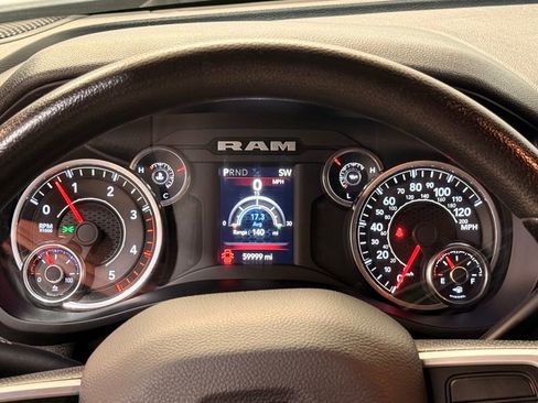 Used 2022 RAM 3500 Big Horn image 21