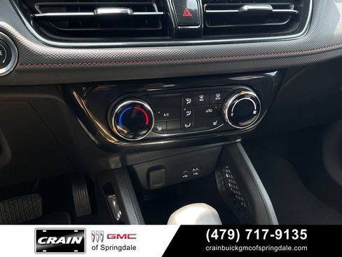 Used 2024 Chevrolet TrailBlazer RS w/ Driver Confidence Package AWD/4WD image 18