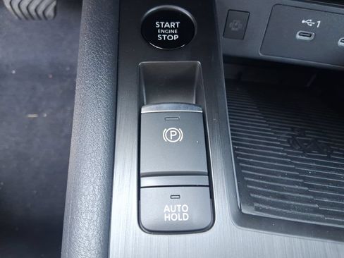 New 2026 Nissan Kicks SV w/ SV Premium Package FWD image 36