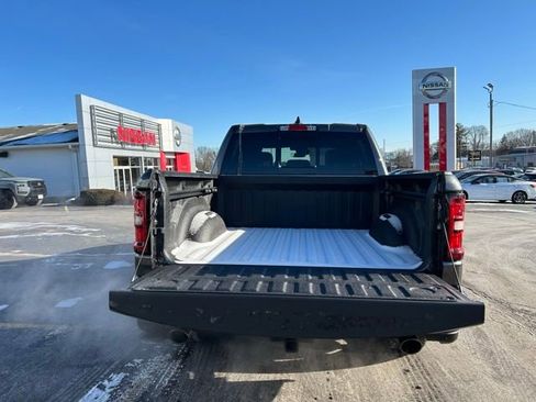 New 2026 RAM 1500 4x4 Crew Cab image 9