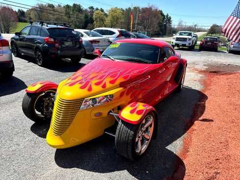 Used 2000 Plymouth Prowler image 3