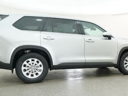 New 2026 Toyota Grand Highlander XLE image 26