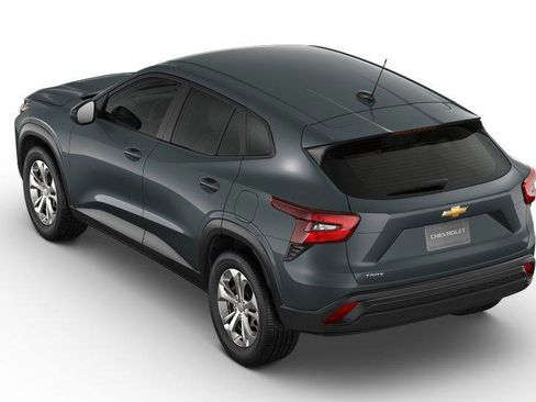 New 2026 Chevrolet Trax LS FWD image 4