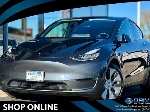 Used 2021 Tesla Model Y Long Range image 1