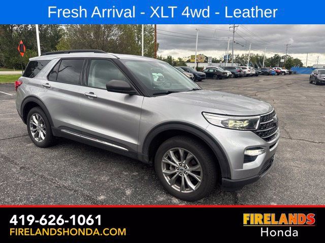 Used 2022 Ford Explorer XLT w/ Equipment Group 202A AWD/4WD image 7