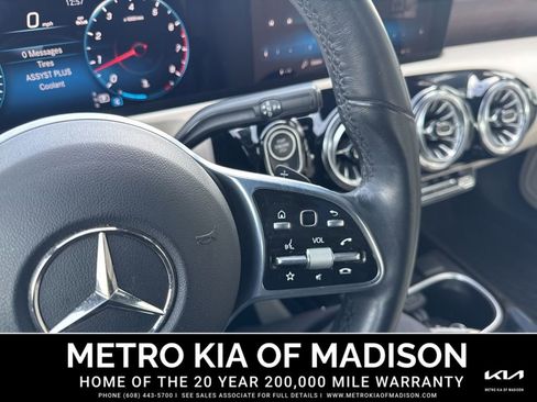 Used 2023 Mercedes-Benz CLA 250 4MATIC image 17