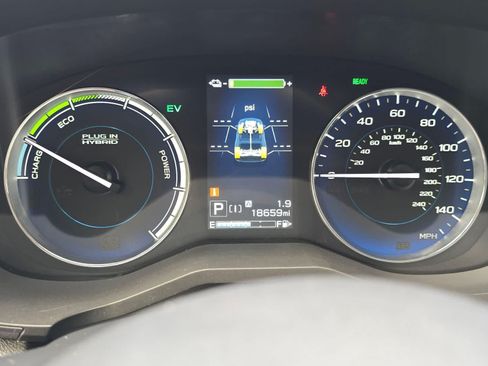 Certified 2023 Subaru Crosstrek Hybrid w/ Moonroof Package w/Navigation AWD/4WD image 12
