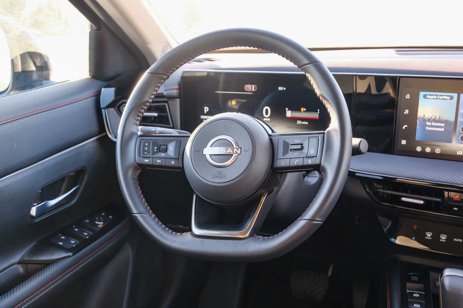 Used 2026 Nissan Kicks SR FWD image 17