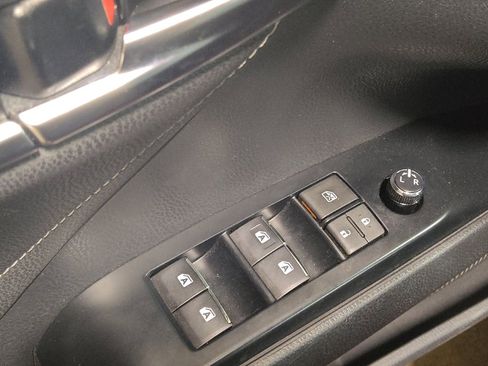 Used 2018 Toyota Camry XSE image 27