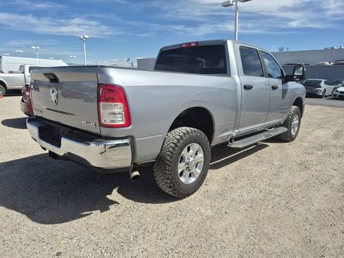 Used 2024 RAM 2500 Big Horn AWD/4WD image 8