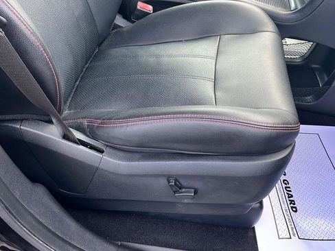 Used 2019 Dodge Grand Caravan GT image 29