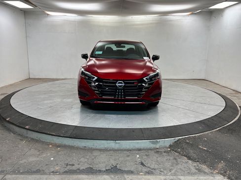 New 2025 Nissan Versa SR w/ Trunk Package image 8