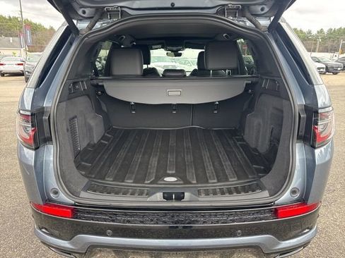 Used 2023 Land Rover Discovery Sport SE R-Dynamic image 7