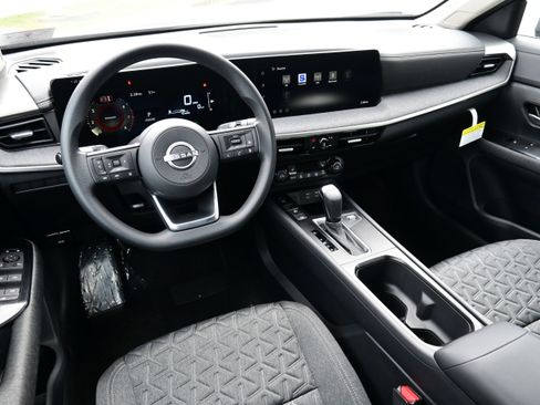 New 2026 Nissan Kicks SV w/ SV Premium Package image 20