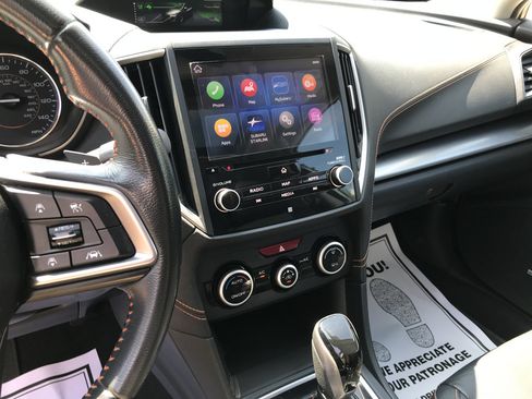 Used 2019 Subaru Crosstrek 2.0i Limited w/ Moonroof Package w/Navigation AWD/4WD image 18
