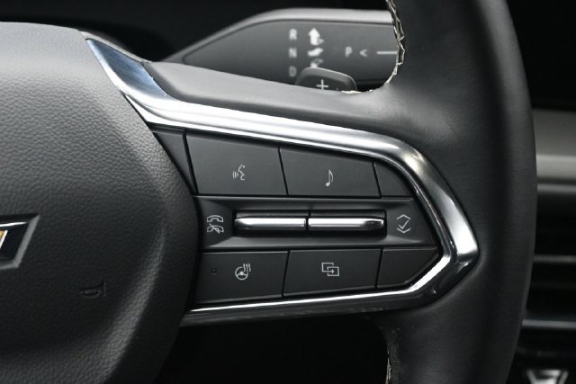 Used 2025 Chevrolet Traverse LT AWD/4WD image 18