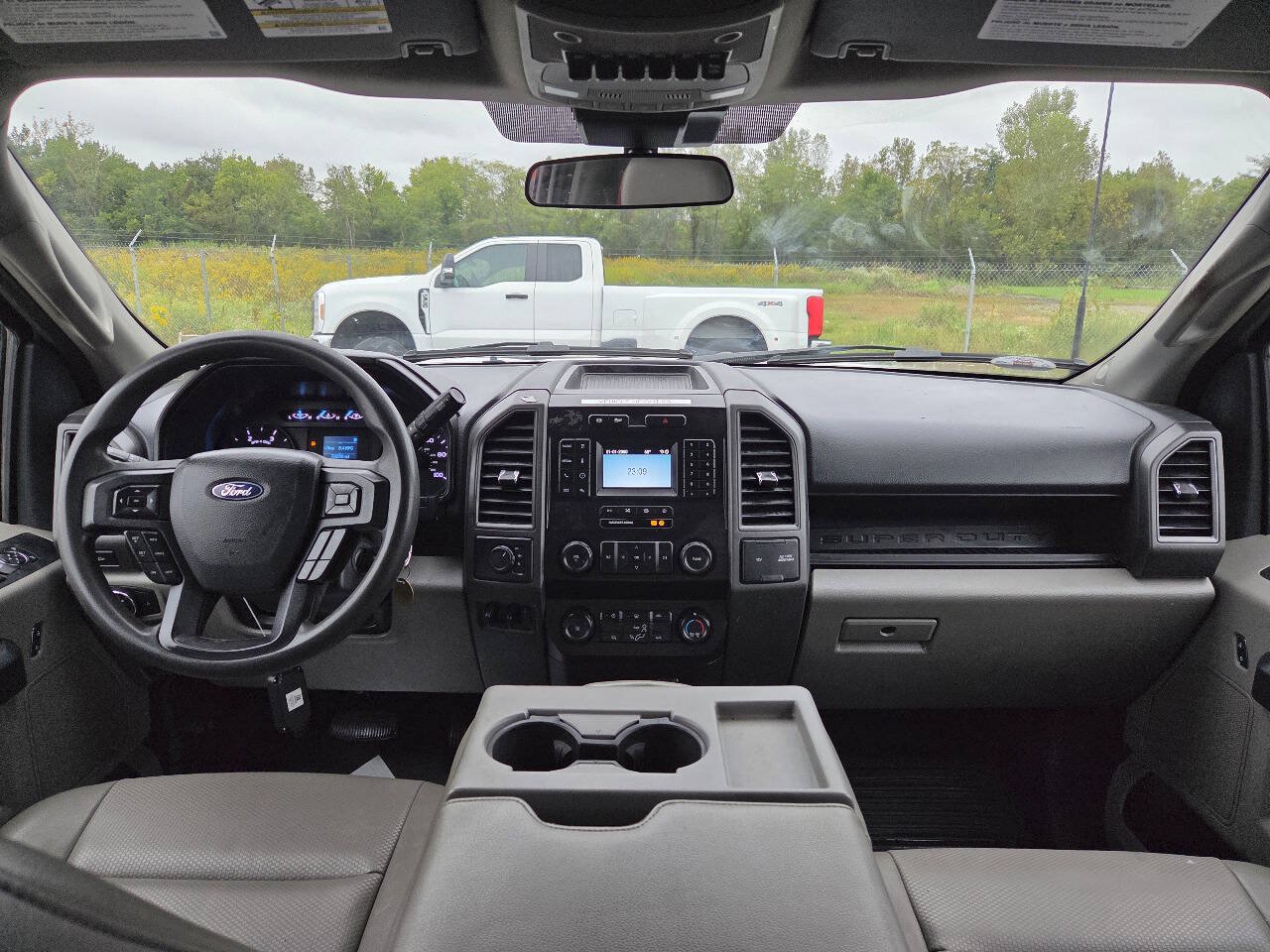 Used 2022 Ford F550 4x4 Crew Cab Super Duty w/ Power Equipment Group image 13