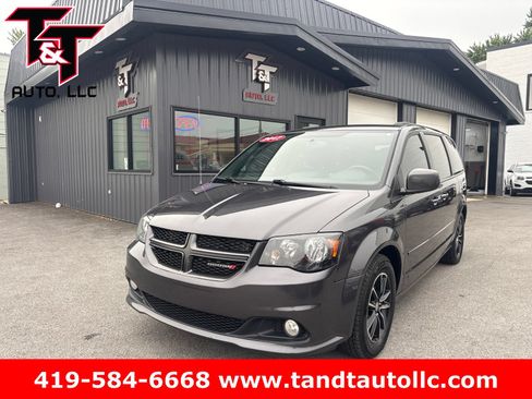 Used 2017 Dodge Grand Caravan GT w/ Safety Sphere Group FWD image 1