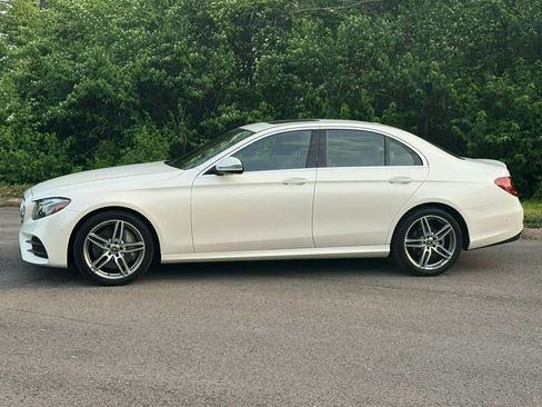 Used 2018 Mercedes-Benz E 300 4MATIC image 4