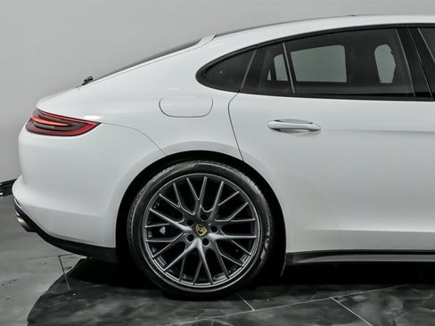 Used 2017 Porsche Panamera 4S AWD/4WD image 11
