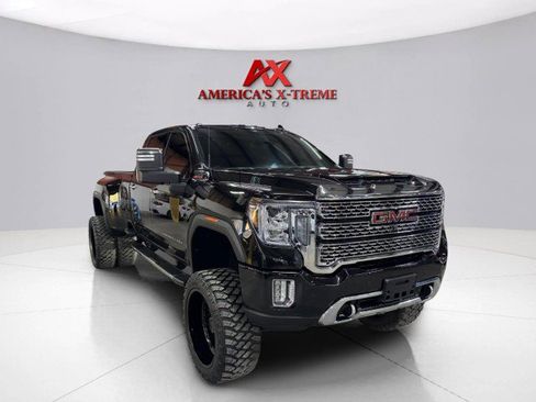 Used 2022 GMC Sierra 3500 Denali w/ Denali Ultimate Package image 8
