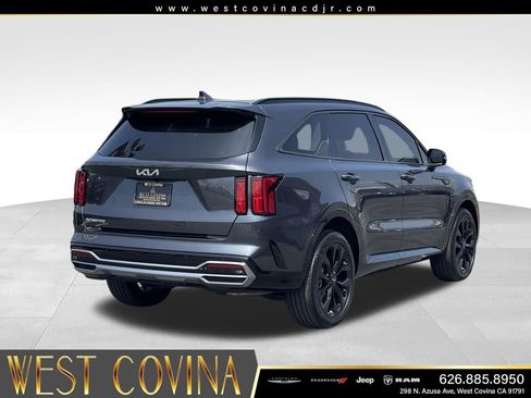 Used 2023 Kia Sorento SX FWD image 5