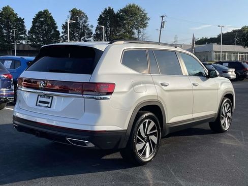 Certified 2026 Volkswagen Atlas SE w/ Panoramic Sunroof Package FWD image 7