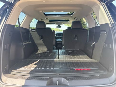 Used 2023 GMC Acadia AT4 w/ Technology Package AWD/4WD image 8