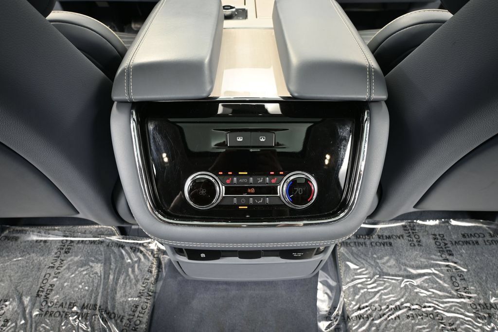 Used 2019 Lincoln Navigator Black Label AWD/4WD image 34