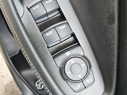 Used 2023 Buick Encore GX Select image 29