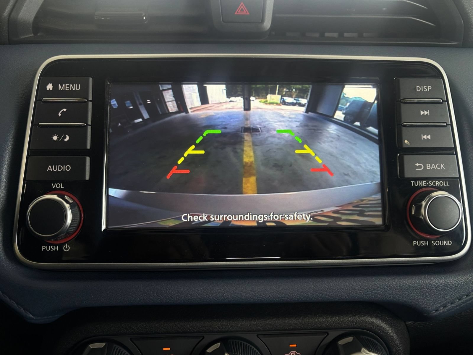 Used 2025 Nissan Versa SV FWD image 21