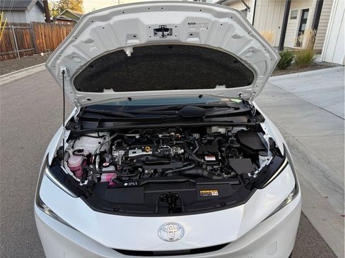 Used 2023 Toyota Prius LE image 50