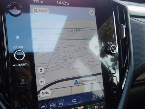 Used 2025 Subaru Forester Touring image 29