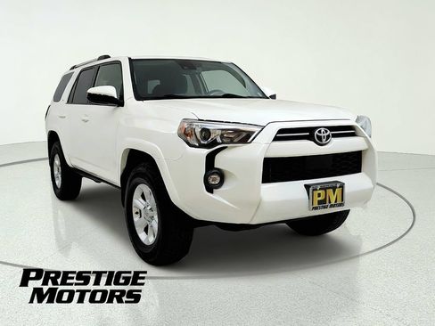 Used 2022 Toyota 4Runner SR5 AWD/4WD image 1