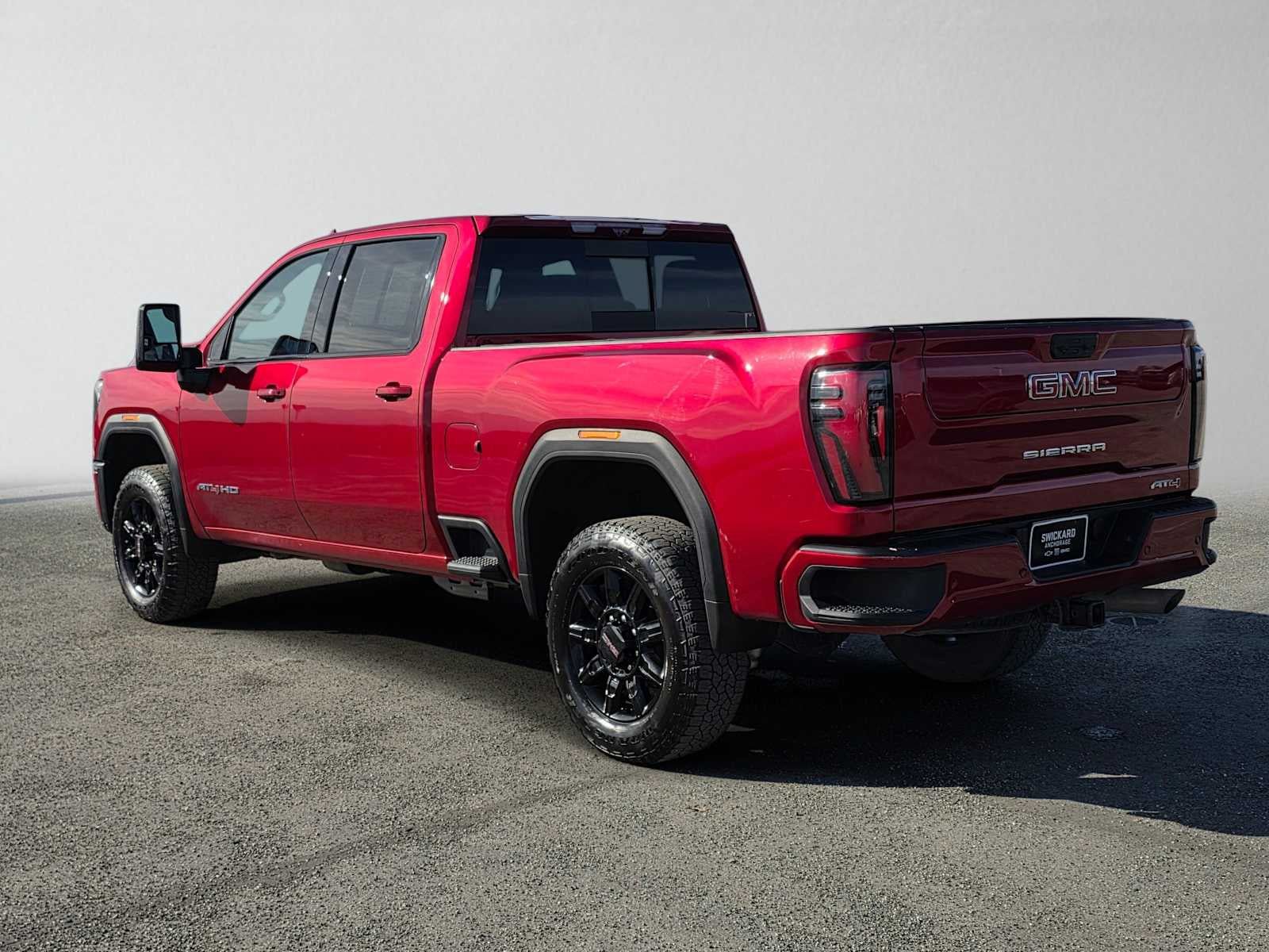 Certified 2025 GMC Sierra 2500 AT4 w/ AT4 Premium Plus Package AWD/4WD image 5