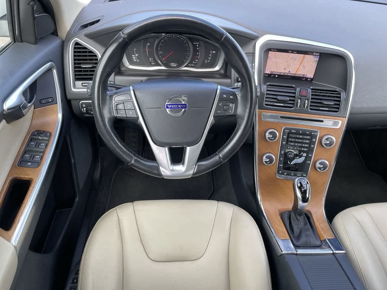 Used 2017 Volvo XC60 T6 Inscription w/ Climate Package AWD/4WD image 11