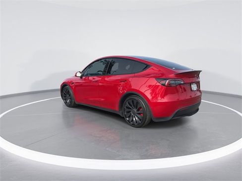 Used 2022 Tesla Model Y Performance image 6