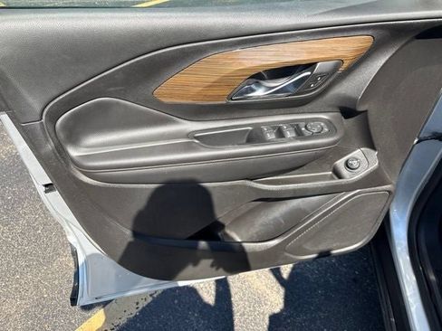 Used 2019 GMC Terrain SLE w/ Driver Convenience Package FWD image 20