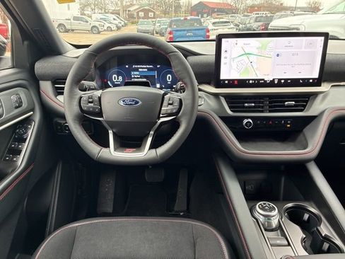 Used 2026 Ford Explorer ST image 18